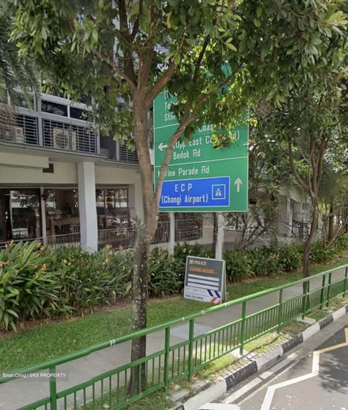 Siglap Centre (D15), Shop House #574070141